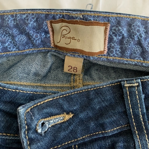 Paige Canyon Boot Cut Low Rise Jean. Size 28. - Picture 5 of 5